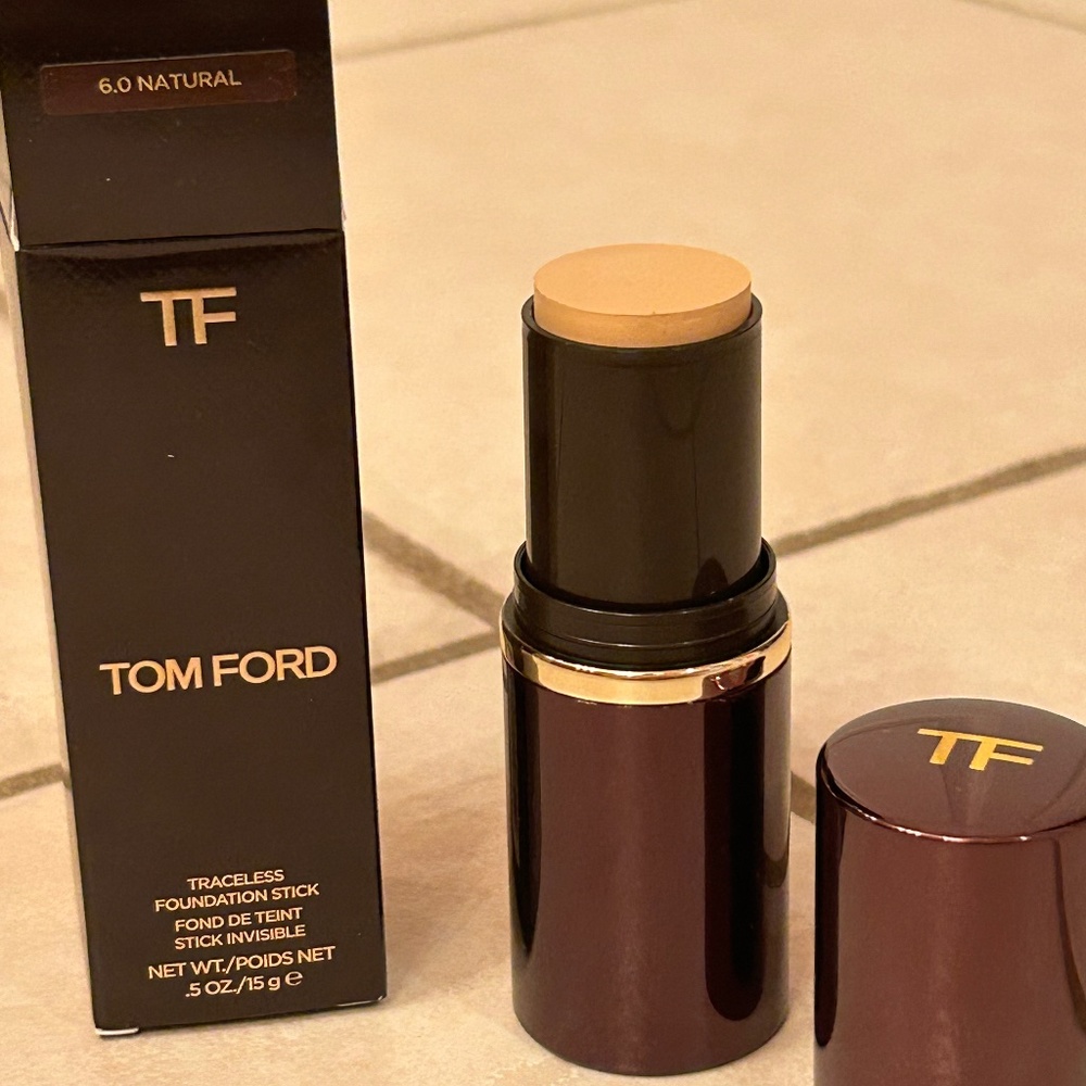 Tom Ford Traceless Matte Stick Foundation  6.0 Natural
